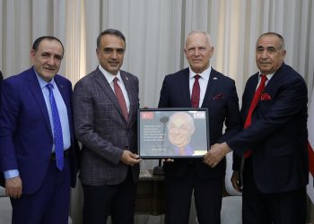 Töre: Ülkenin ihtiyaç duyduğu alanlara yatırım yapılmalıdır