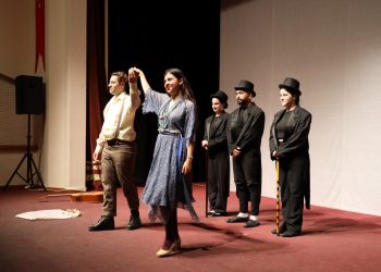 İskele Belediyesi 2. Tiyatro Günleri devam ediyor