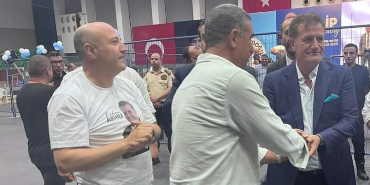 YDP Kurultayı’nda oy sayımı tamamlandı… Başkan yeniden Erhan Arıklı