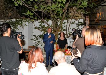 Tatar Özcezarlı’nın “Gök Baharım” ve “Balyoz” isimli kitaplarının tanıtımı etkinliğine katıldı