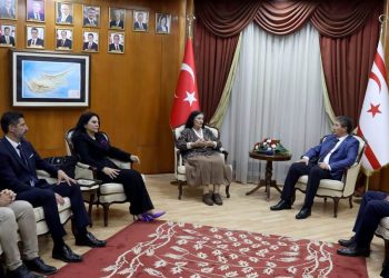 Başbakan Üstel, Kanser Hastalarına Yardım Derneği’ni kabul etti: “Hükümet olarak sağlığa önem veriyoruz”