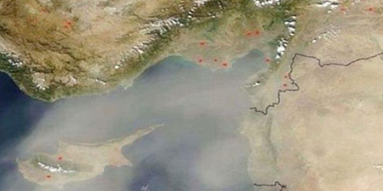 Ortadoğu Kuzey Afrika’dan taşınan tozun etkisinde…Toz ülkede 4-5 gün daha hava kirliliği yaratacak