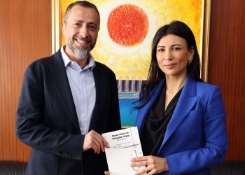 Kuzey Kıbrıs’ta Yolsuzluk Algısı Raporu, Özdenefe’ye sunuldu