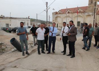 Bahçeli’de yol yenileme çalışmaları başladı