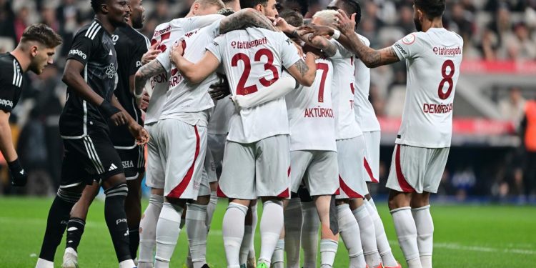 Derbide 3 puan Galatasarayın