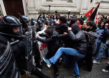 G7 İklim, Enerji ve Çevre Bakanları Toplantısı protestolarla başladı