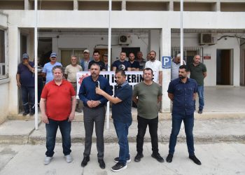 TÜK’te işçi ve iş sağlığıyla ilgili eksiklikler nedeniyle Kamu-İş tam gün grevde