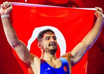 Taha Akgül 11. kez Avrupa Şampiyonu