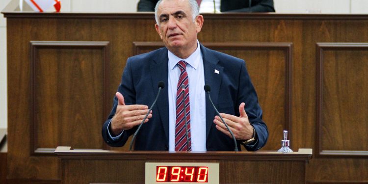 Sahte diploma soruşturması… Çavuşoğlu: “Ceza alması gereken alacak, işten çıkması gereken çıkacak, terfisi geri dönmesi gereken dönecek”