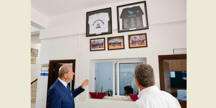 Cumhurbaşkanı Tatar, İsias duruşması öncesinde Gazimağusa TMK’yı ziyaret etti