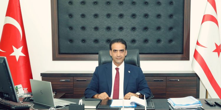 Bakan Gardiyanoğlu: “1 Mayıs’ta çalışan emekçiye normal günün iki katını ödemek yasal zorunluluktur”