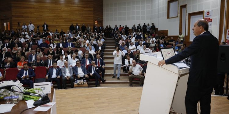 Cumhurbaşkanı Tatar, UBP Siyaset Akademisi’nde “İki Devletli Çözüm Vizyonu” hakkında konuştu