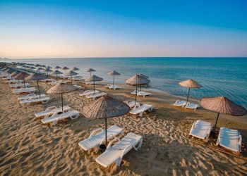 Mağusa’daki altı plaj 15 Mayıs itibarıyla hizmet vermeye başlıyor