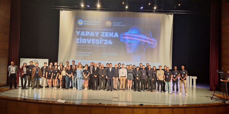 Türkiye’nin teknoloji liderleri DAÜ’nün Yapay Zeka Zirvesi’nde buluştu