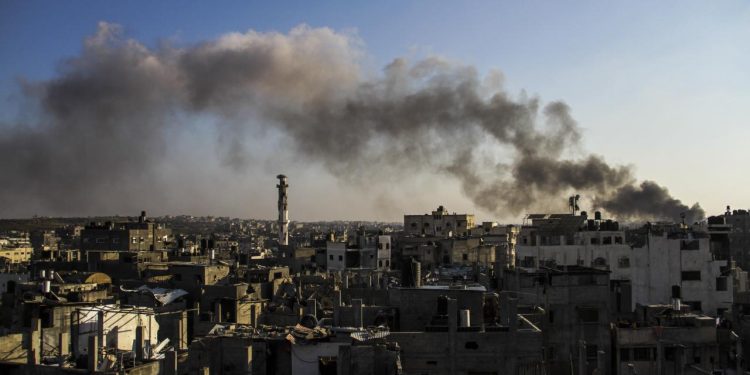 İsrail'in Gazze'ye saldırılarında can kaybı 34 bin 683'e çıktı