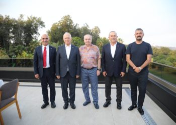 Töre, Çavuşoğlu tarafından onuruna verilen yemeğe katıldı