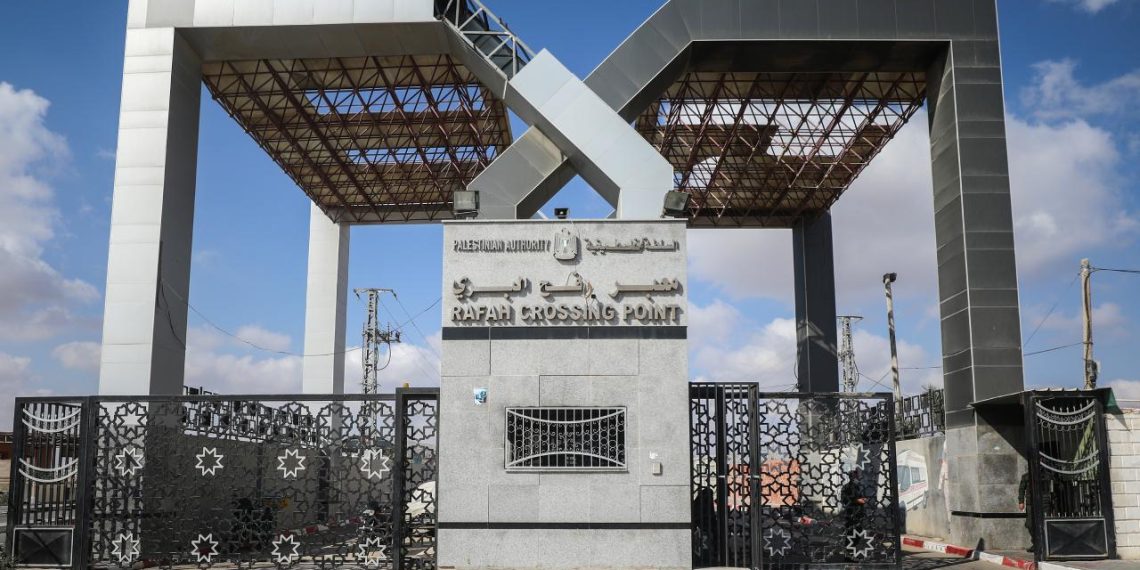 Gazze'nin dünyaya açılan kapısı Refah'ta belirsizlik sürüyor