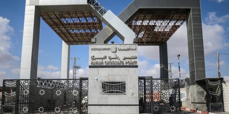 Gazze'nin dünyaya açılan kapısı Refah'ta belirsizlik sürüyor