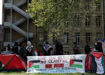 İngiltere'deki SOAS Üniversitesi de Filistin'e destek eylemlerine katıldı