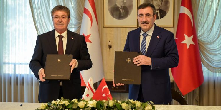 Türkiye ile KKTC arasında narenciye mutabakatı zaptı imzalandı, soğuk hava deposu yapımına başlanacak.. Üstel:Narenciye gerçek altın değerine kavuşacak