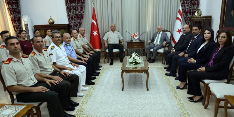 Töre,GKK Komutanı Tümgeneral Aytaç ve beraberindeki heyeti kabul etti