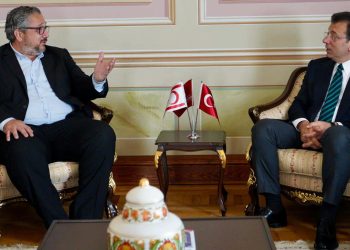 Girne Belediye Başkanı Şenkul İstanbul Büyükşehir Belediye Başkanı İmamoğlu’yla görüştü