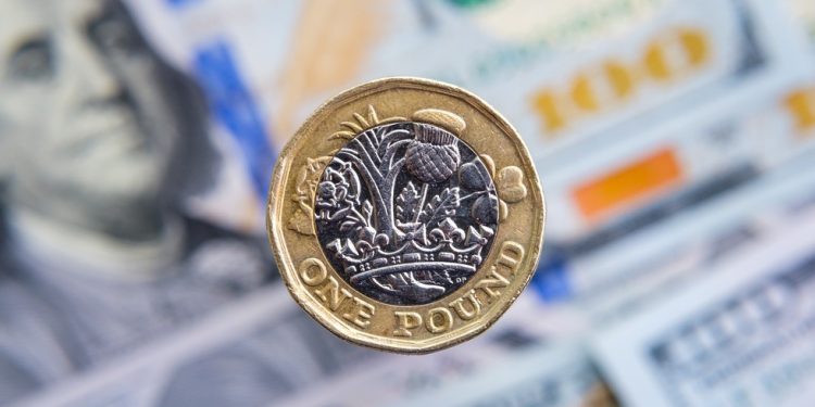 Döviz kurları:Euro 35.90, sterlin 42.65, dolar 33.17 TL’den işlem görüyor