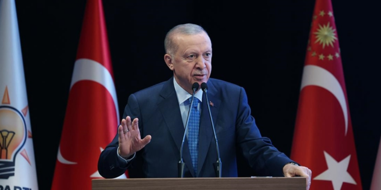 Erdoğan: “Mavi Vatan’ımıza sahip çıkma noktasında en küçük bir geri adım atmayacağız”