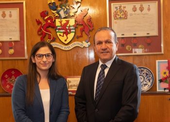 Ataoğlu’ndan İngiltere Parlamentosu’na girmeye hak kazanan Çalışkan’a tebrik