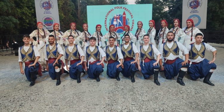 HASDER Halk Dansları Ekibi Arnavutluk’ta festivale katıldı