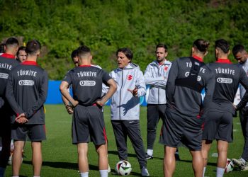 Bizim çocukların Hollanda maçı hazırlıkları sürüyor