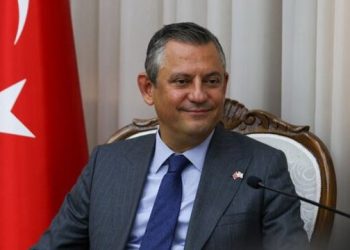 Özgür Özel’den Kıbrıs açıklaması : “Biz, konu Kıbrıs ise tek yumruğuz ve tek yumruk olmaya devam edeceğiz”