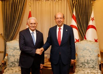 Cumhurbaşkanı Tatar, eski başbakan ve TDT Aksakallılar Heyeti Başkanı Binali Yıldırım’ı kabul etti