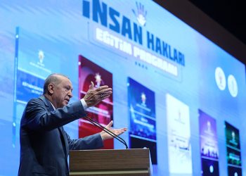 Erdoğan: “Dijital faşizmle karşı karşıyayız”