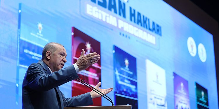 Erdoğan: “Dijital faşizmle karşı karşıyayız”