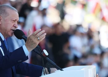 TC Cumhurbaşkanı Erdoğan: Kıbrıs Türkü kardeşlerimizin hukukunun çiğnenmesine izin vermeyeceğiz