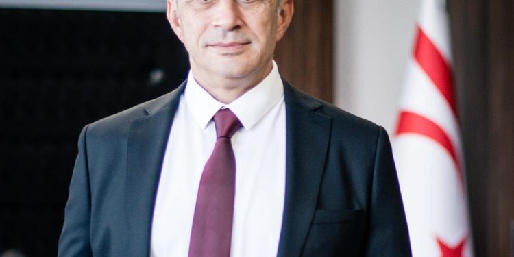Taçoy: “Siyasi çıkarlar hiçbir zaman parti ve ülke çıkarlarının üstünde olamaz”