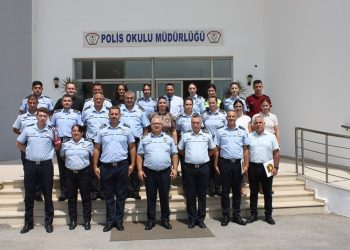 Hizmet içi eğitimlerle polis mensupları bilinçlenmeye devam ediyor