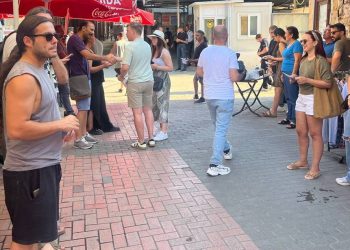 Bağımsızlık Yolu Lokmacı Sınır Kapısı önünde eylem düzenledi