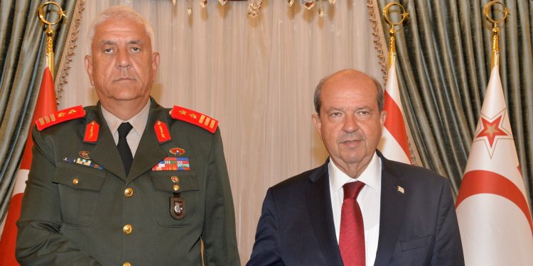 Cumhurbaşkanı Tatar’a, Güvenlik Kuvvetleri Komutanı Tümgeneral Aytaç’tan veda ziyareti