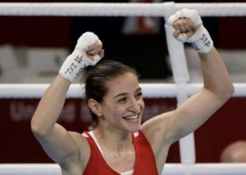 Buse Naz Çakıroğlu yarı finalde