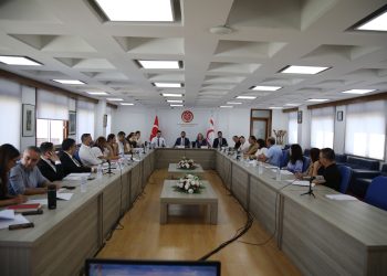 Komite’de “Sağlık Hizmetleri Dairesi” ile “112 Acil Sağlık ve Ambulans Hizmetleri” yasa tasarıları ele alındı