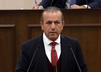 Başbakan Yardımcısı Ataoğlu’ndan Alman tur operatörüne tepki: “KKTC’nin statüsünü belirlemek Alman tur şirketine kalmamıştır”