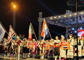 10. Patates Kültür Sanat Festivali ve 7. Halk Dansları Festivali  başladı