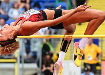 Gözler Buse’de…. İlk atlayışında 1,83’ü başarıyla geçti