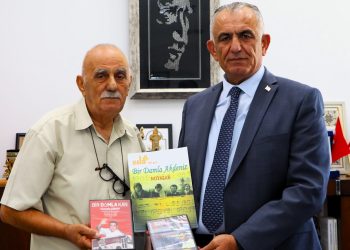 Milli Eğitim Bakanı Nazım Çavuşoğlu, Sıla 4 grubu üyesi Ferahzad Gürsoy’u kabul etti