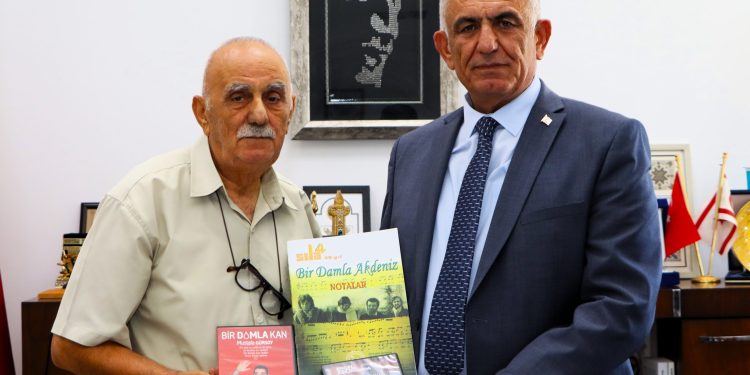 Milli Eğitim Bakanı Nazım Çavuşoğlu, Sıla 4 grubu üyesi Ferahzad Gürsoy’u kabul etti