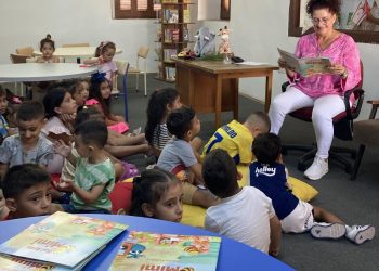 Fatma Akilhoca’dan yeni bir çocuk kitabı: “Bal Arısı MİMİ”