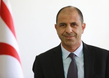 Özersay’dan Hristodulidis’in “13 Ağustos’ta üçlü görüşme” iddialarıyla ilgili açıklama