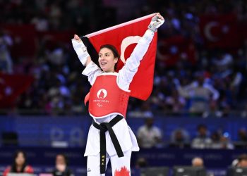 Paralimpik Oyunları'nda ilk madalyamız Meryem Betül Çavdar'dan geldi